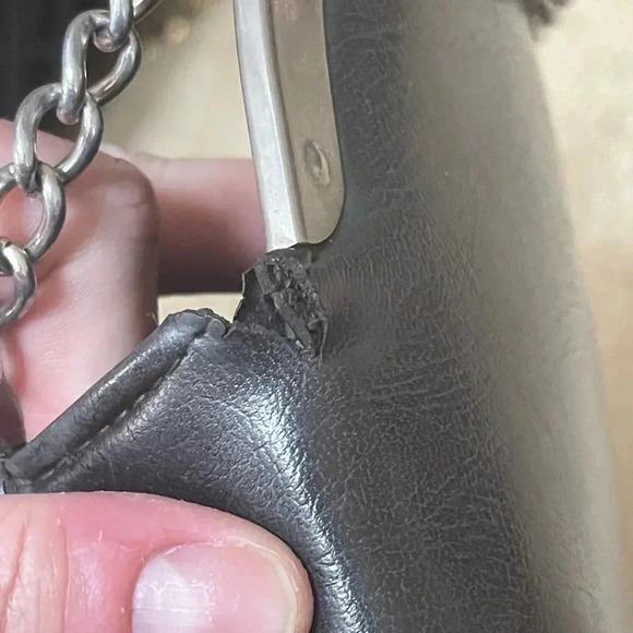 Y2K black chain shoulder bag faux-leather frame purse, AS-IS for repair - Picture 8 of 11